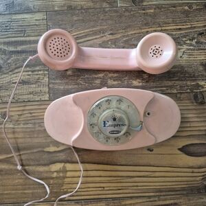 Vintage Empress Remco Pink Phone Retro